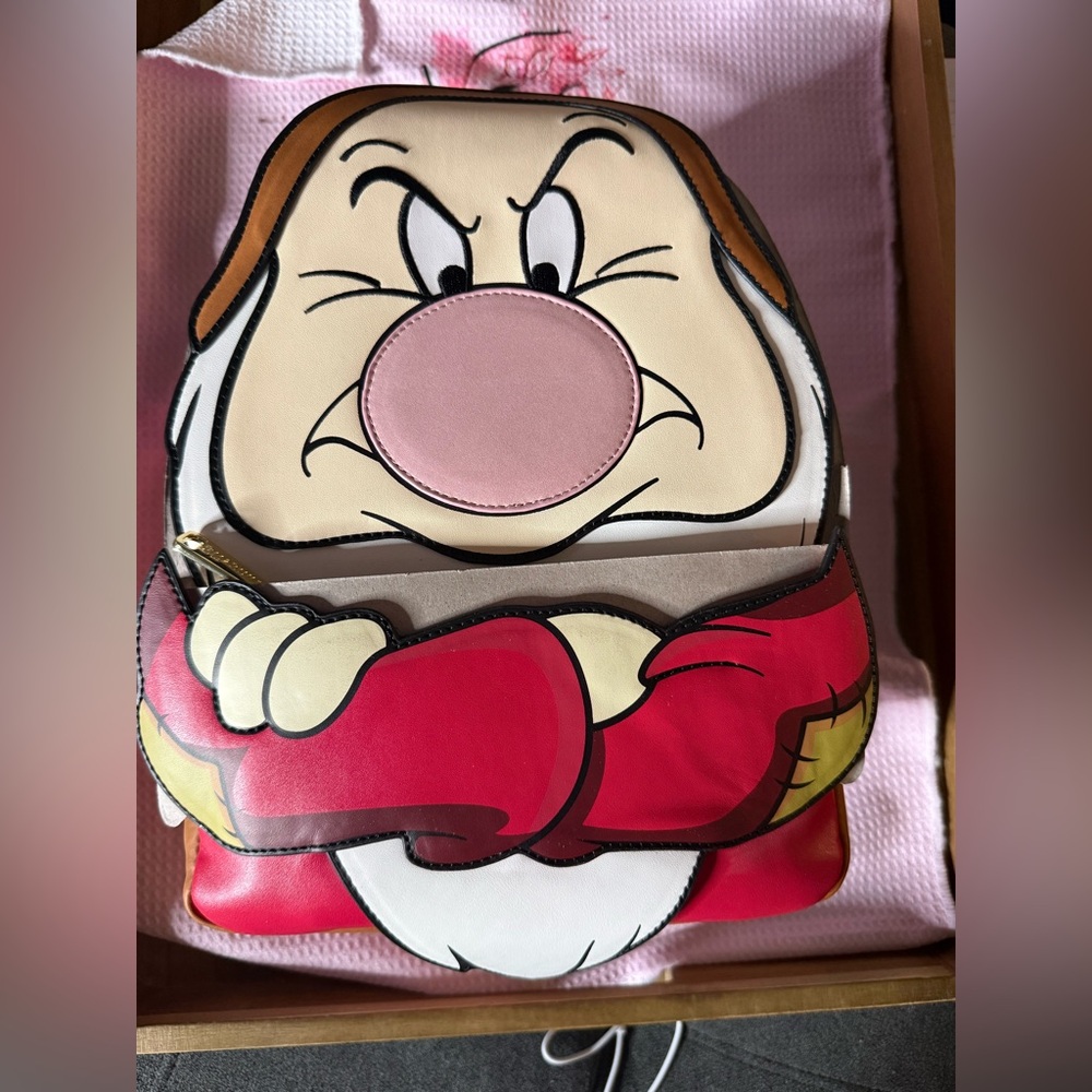 NWT Loungefly Grumpy Red and Cream Harrah Backpack—GRAIL